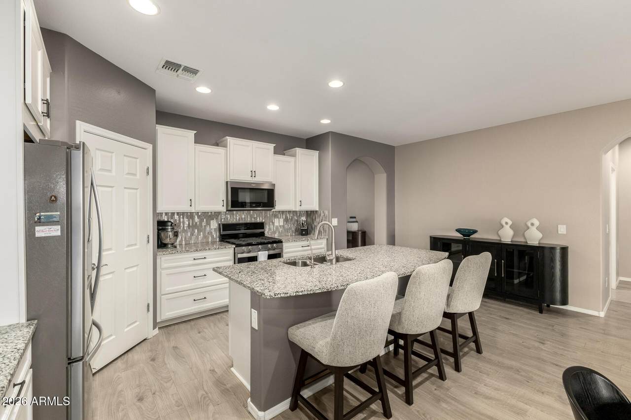 6902 Sonoma Way - Photo 1