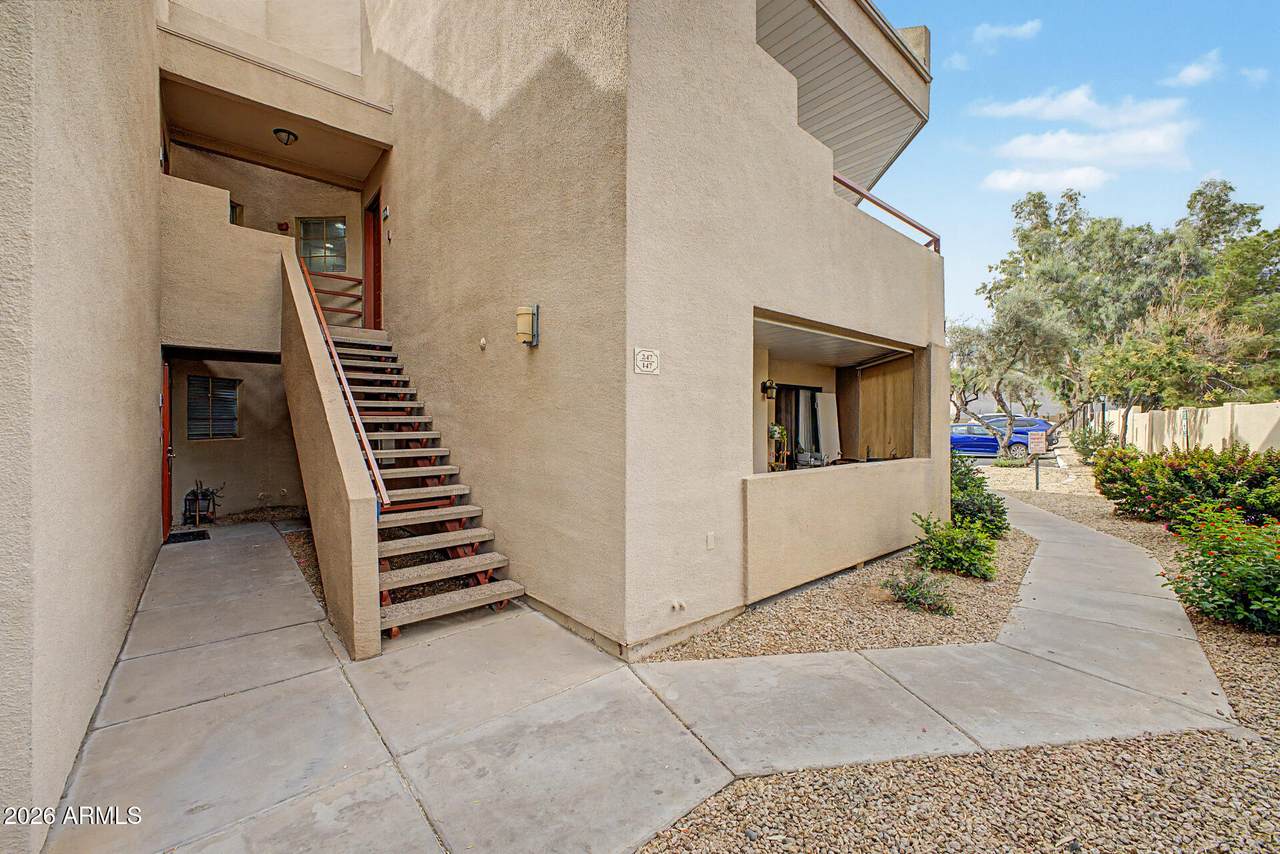 4850 Desert Cove Avenue - Photo 1