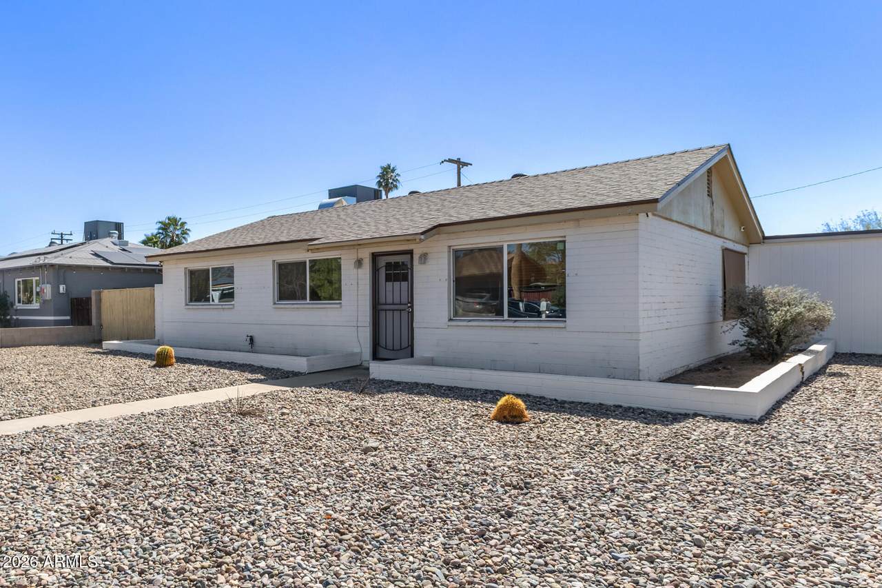 801 Ruth Avenue - Photo 1