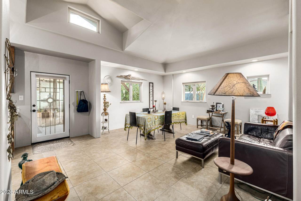 140 Kellner Avenue - Photo 1