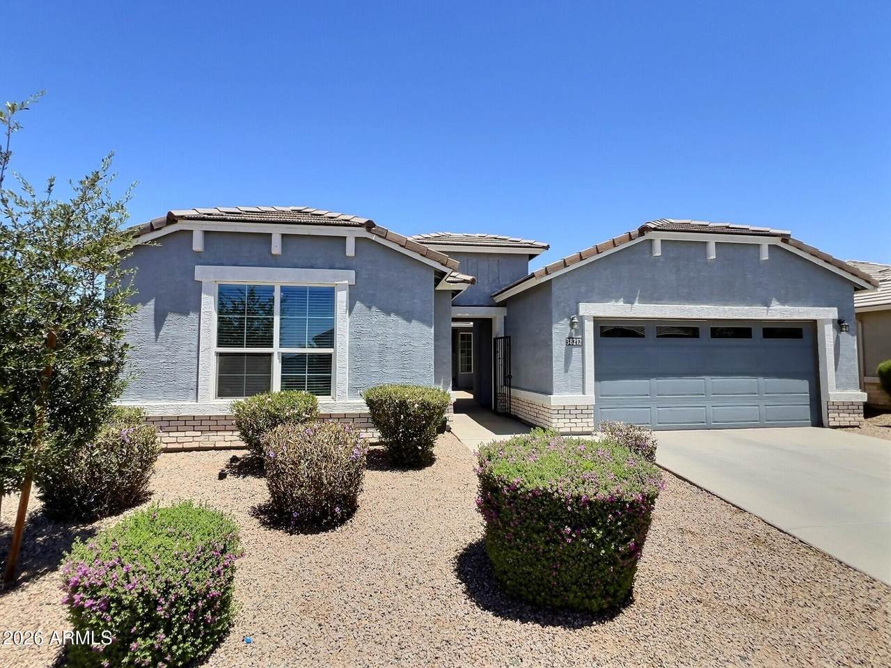 38212 Santa Monica Avenue - Photo 1