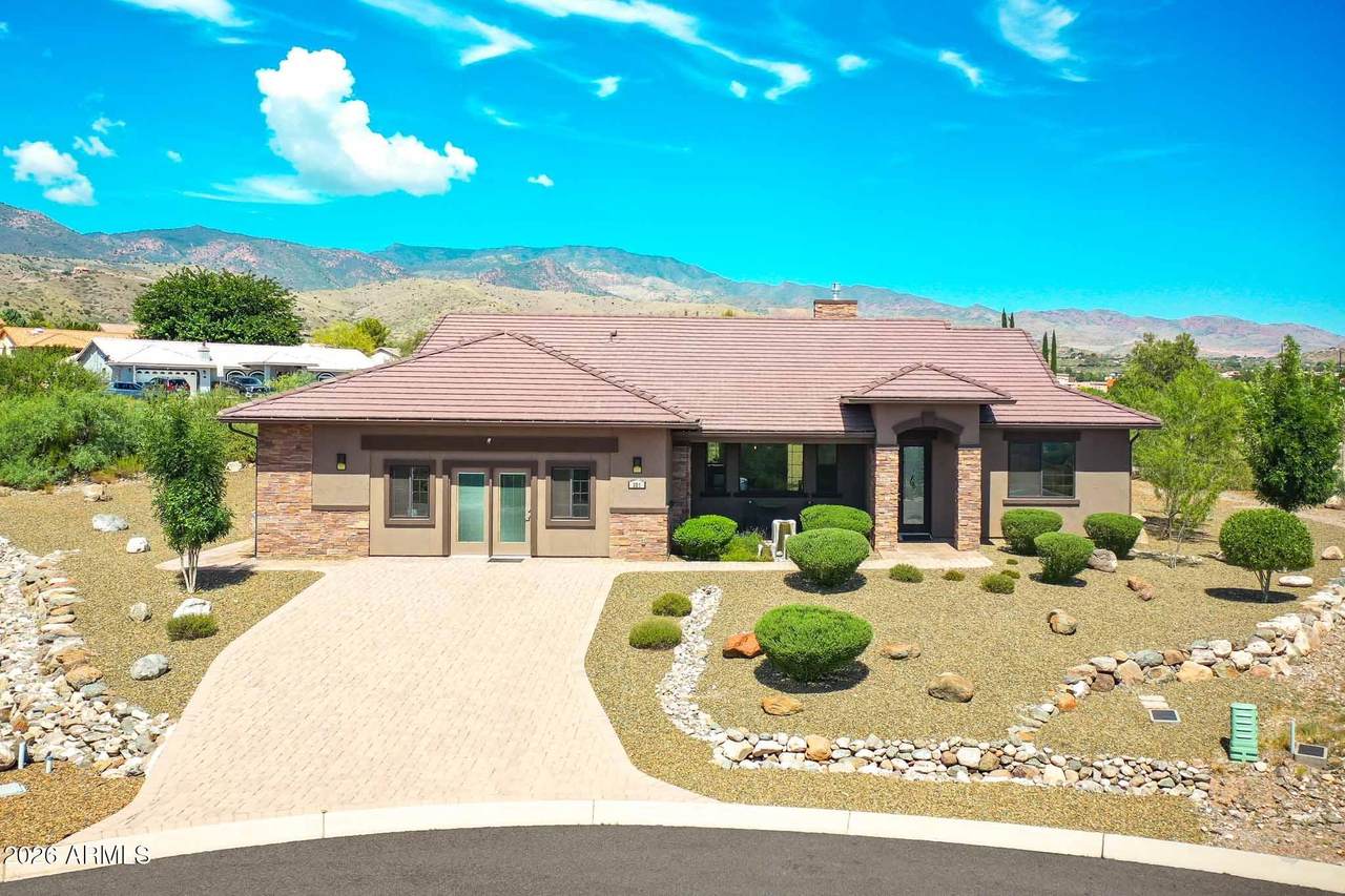 320 Silver Lining Court - Photo 1