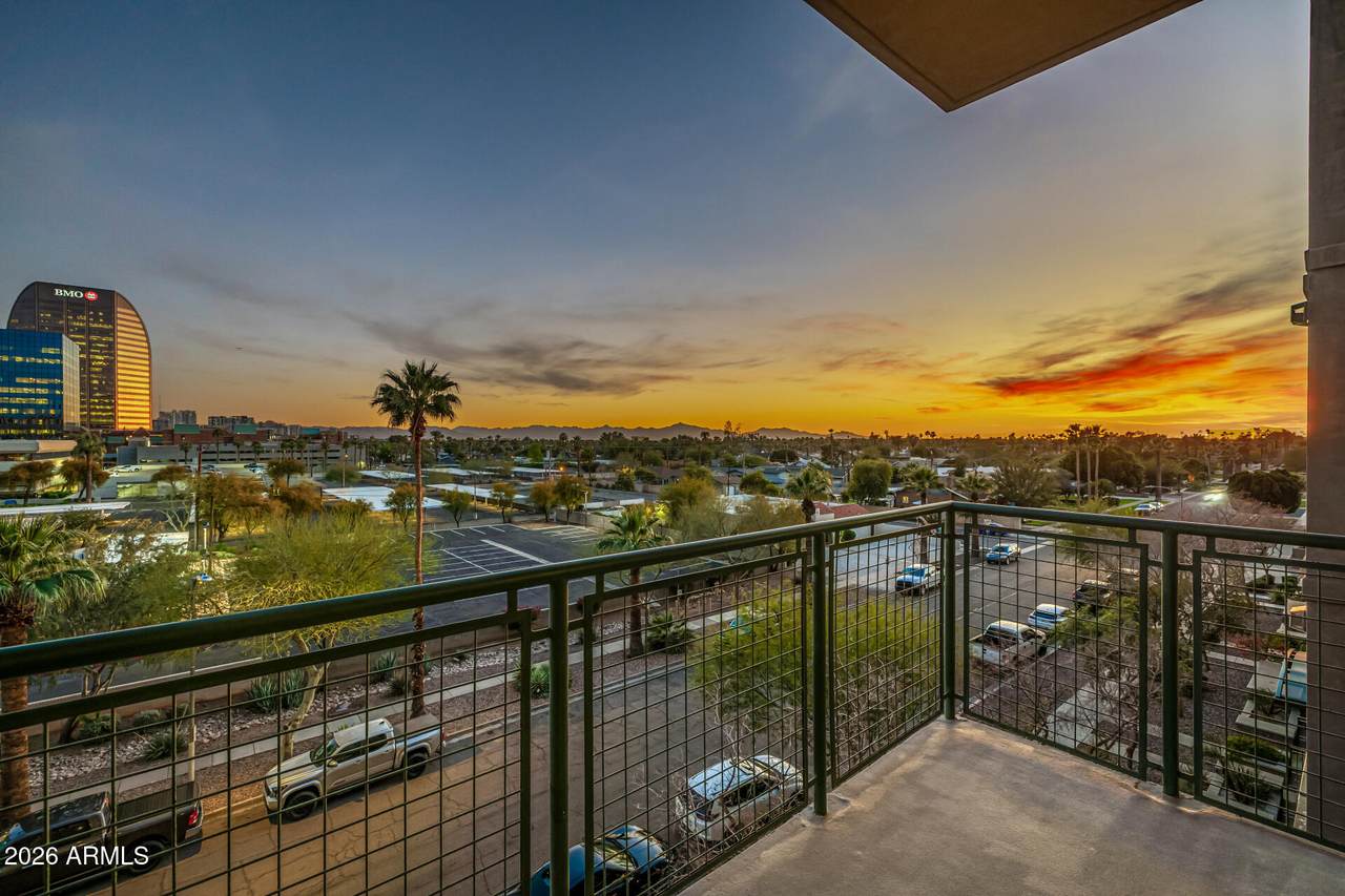 16 Encanto Boulevard - Photo 1