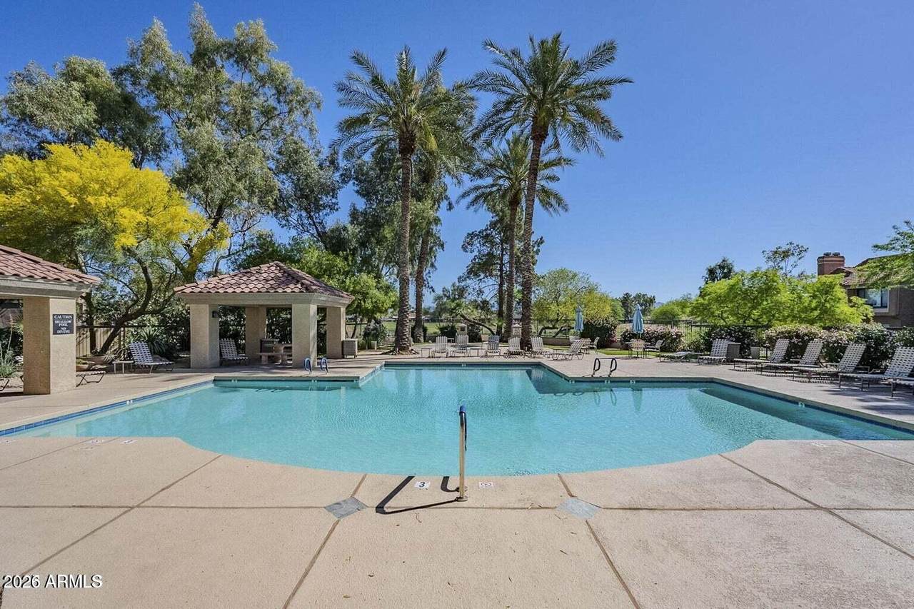 4925 Desert Cove - Photo 1