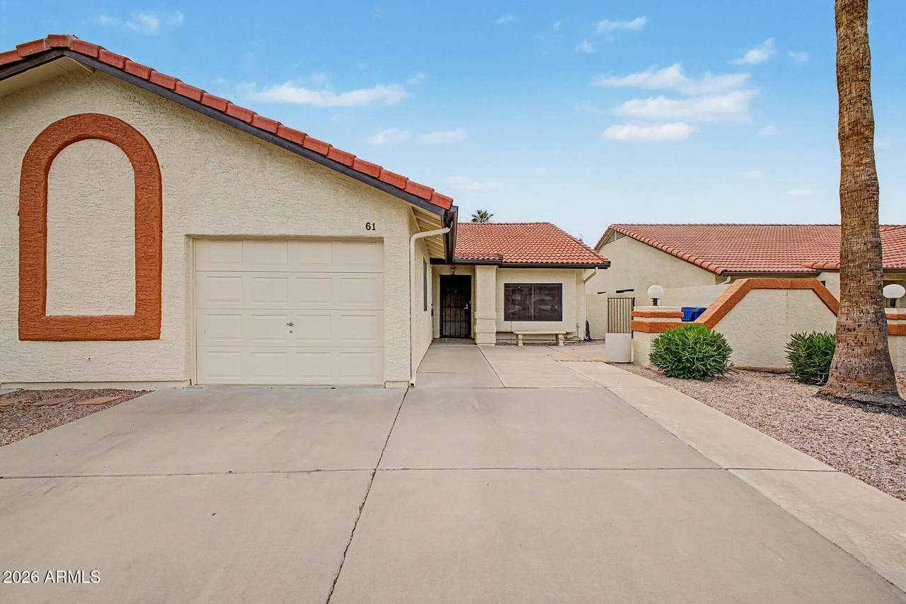 542 Higley Road - Photo 1