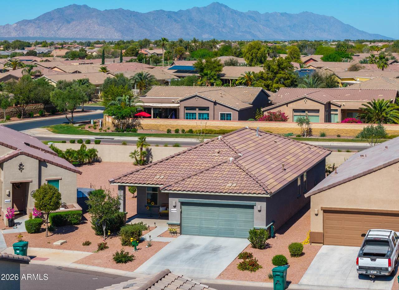 42320 Morning Glory Way - Photo 1