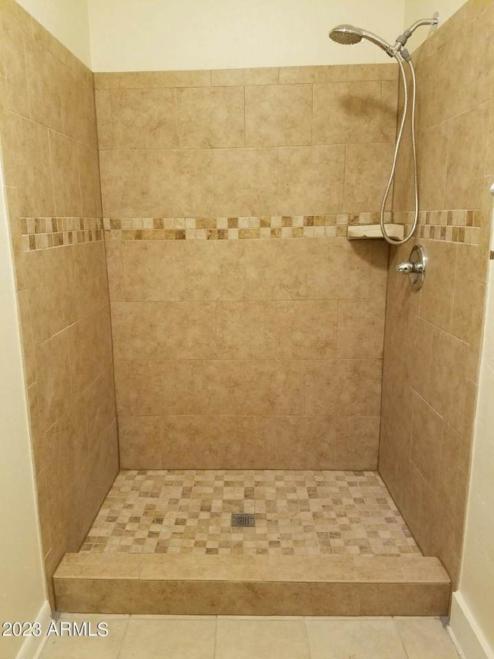https://bt-photos.global.ssl.fastly.net/armls/orig_boomver_2_6999308-2.jpg