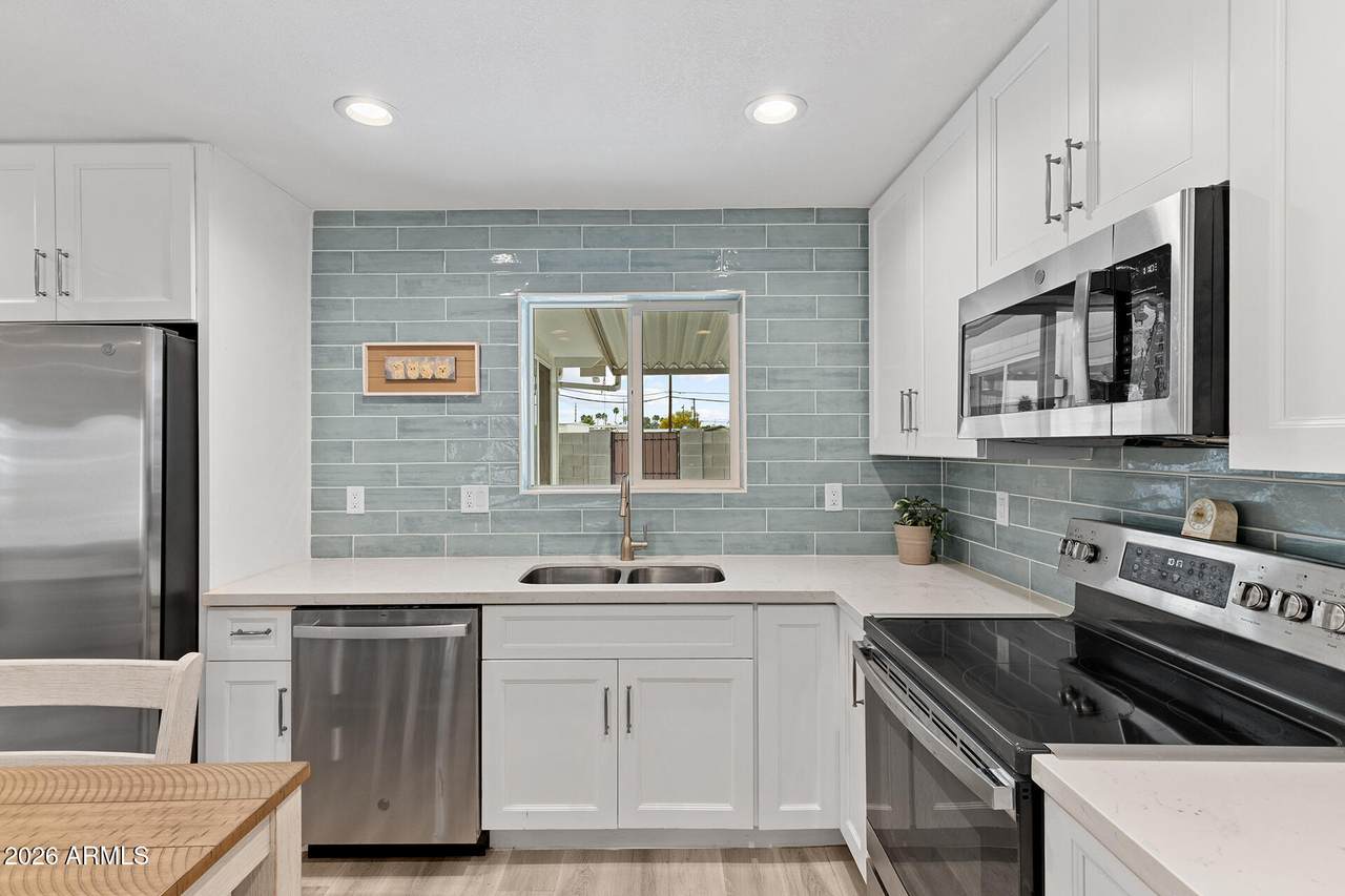 5502 Butte Street - Photo 1