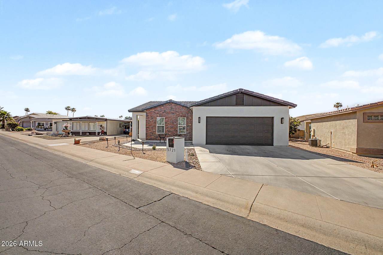 5721 Leland Street - Photo 1