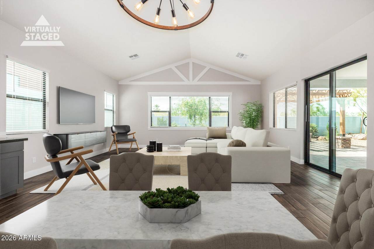 9818 7TH Place - Photo 1