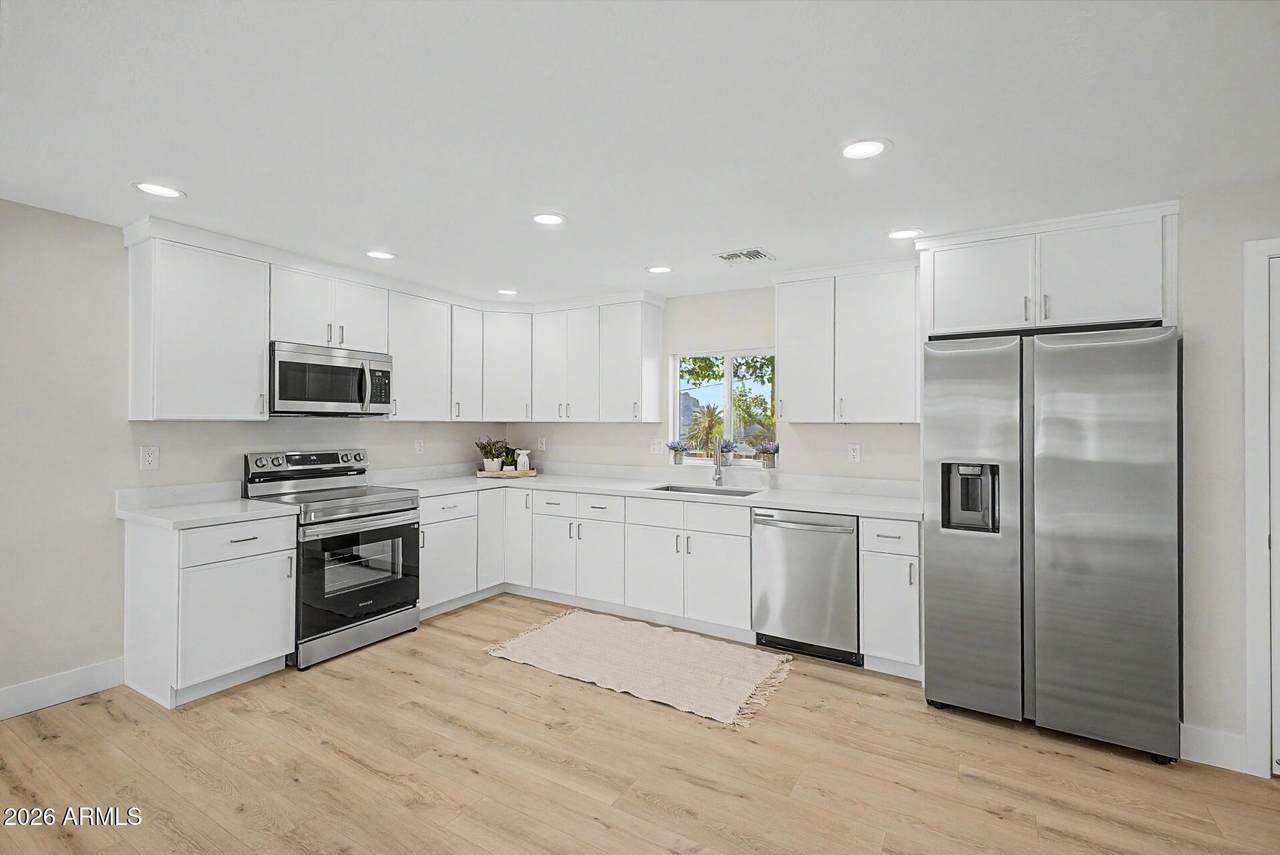 452 Ray Street - Photo 1
