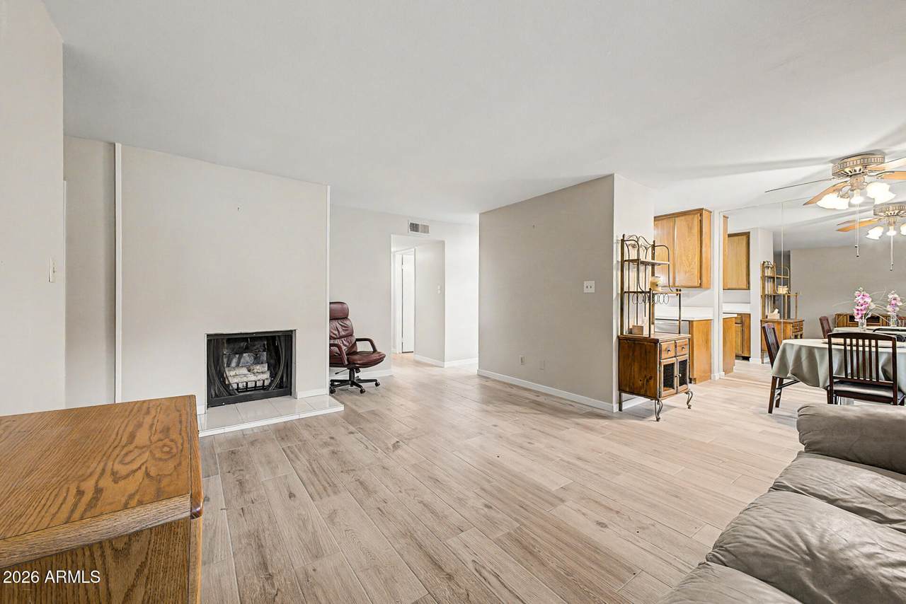 5525 Thomas Road - Photo 1