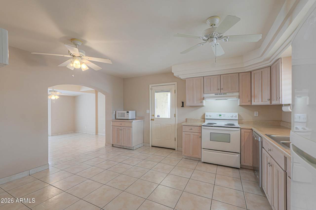 2139 Betty Elyse Lane - Photo 1