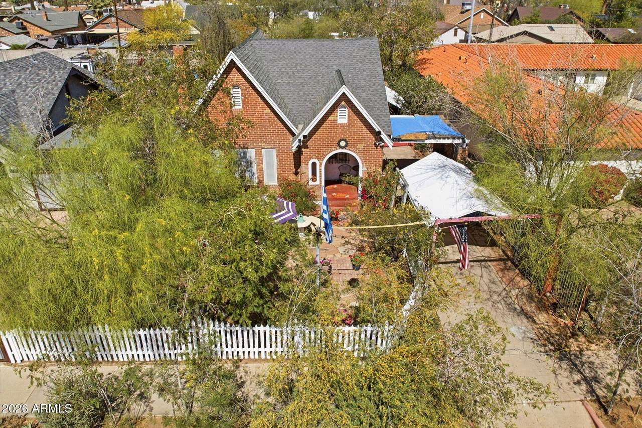 1326 Roosevelt Street - Photo 1