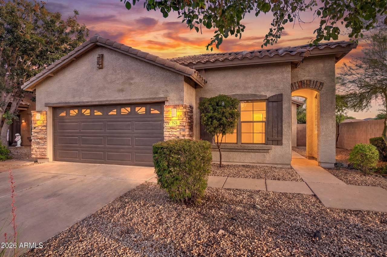 921 Dana Drive - Photo 1