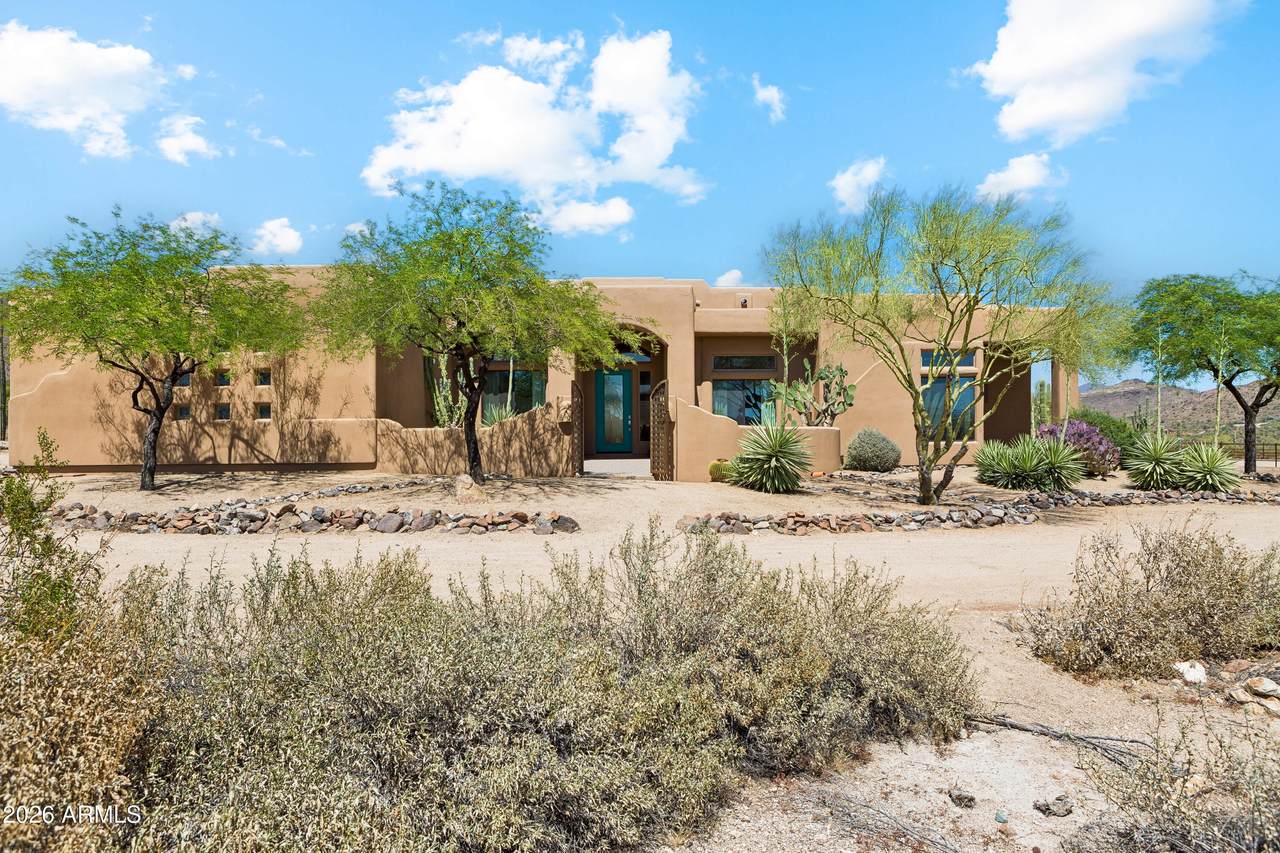 40455 26TH Street - Photo 1