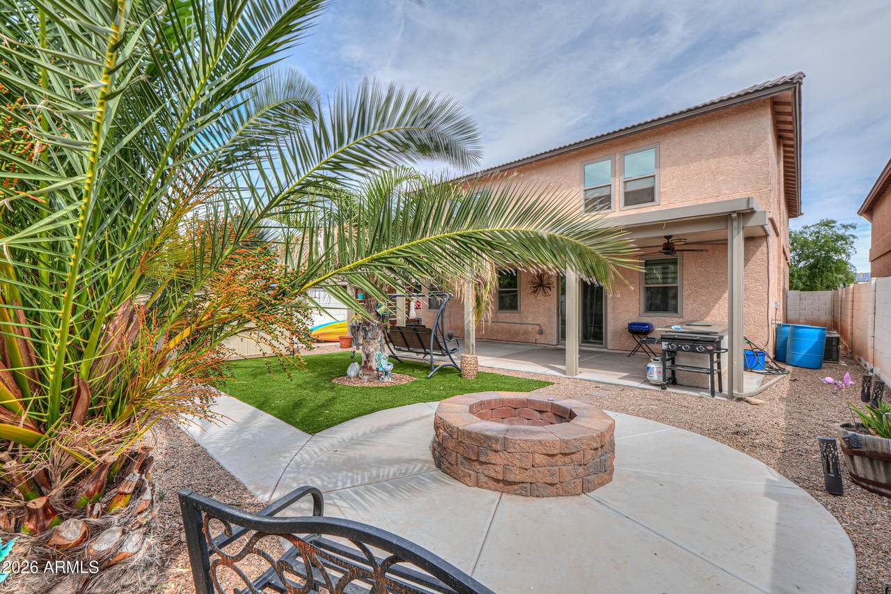45665 Guilder Avenue - Photo 1