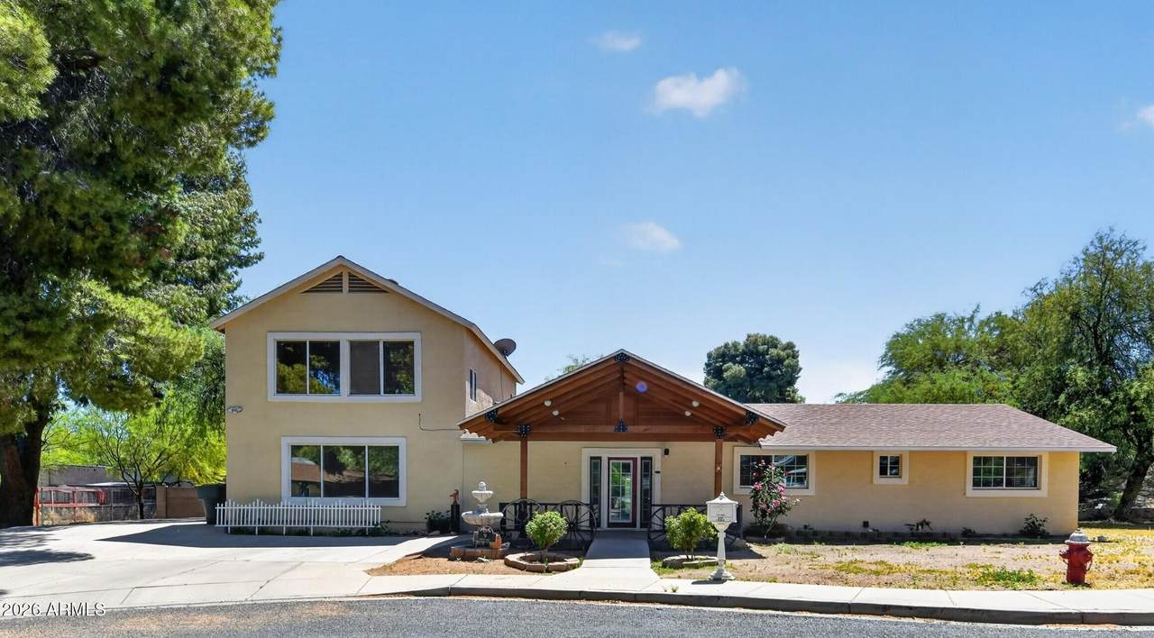 9 Sylvan Lane - Photo 1