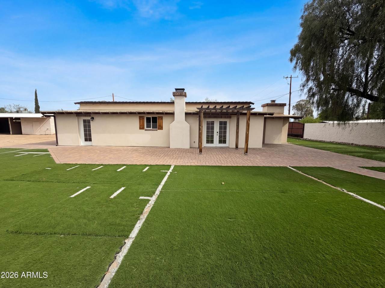 2722 Nisbet Road - Photo 1