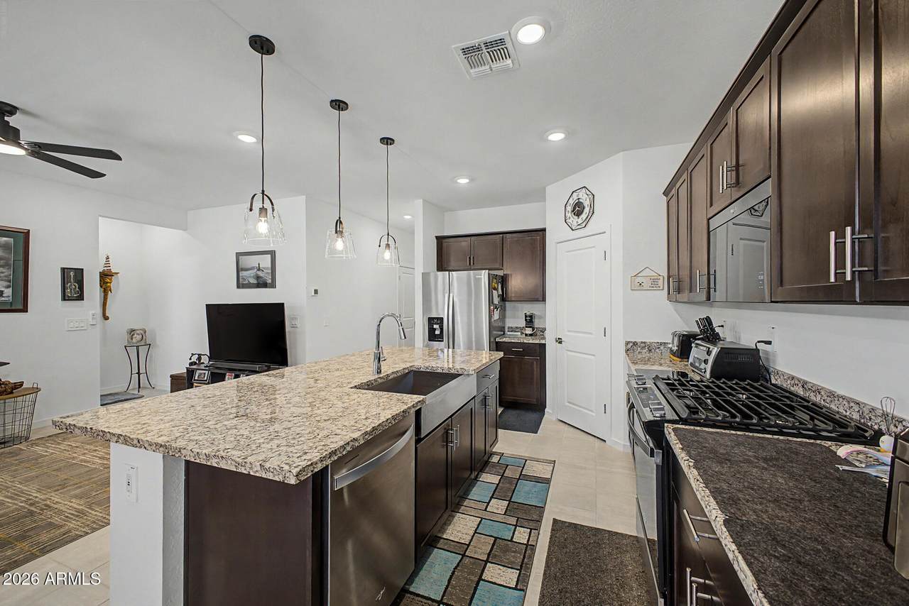 16014 Desert Hollow Drive - Photo 1