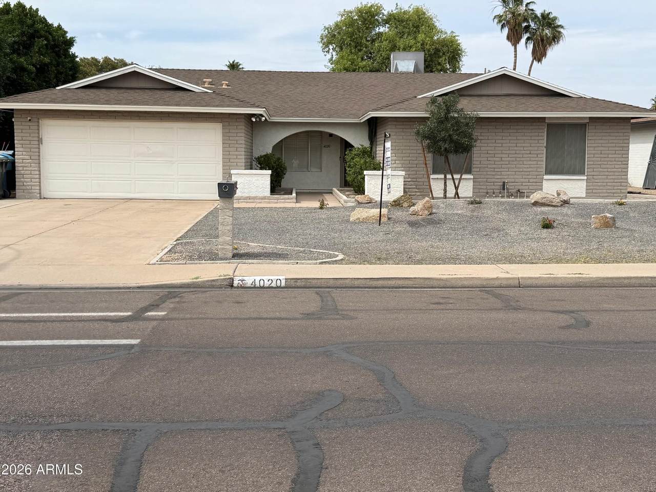 4020 Sweetwater Avenue - Photo 1