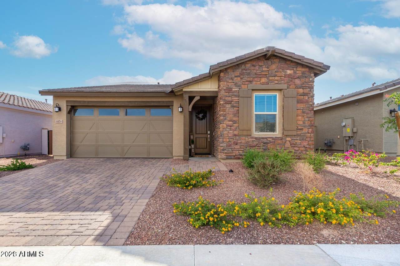 4454 199th Lane - Photo 1
