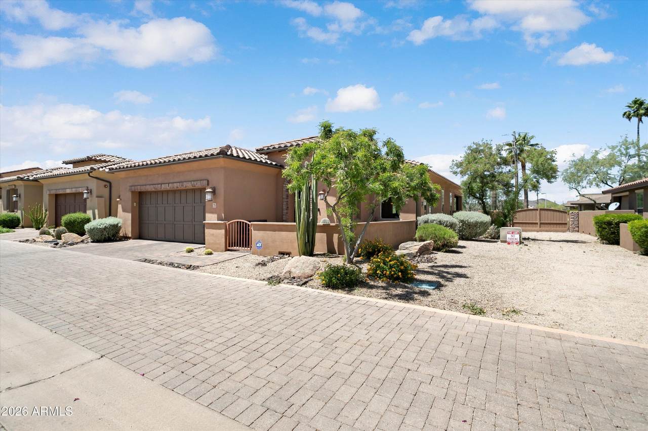 6231 Mark Way - Photo 1