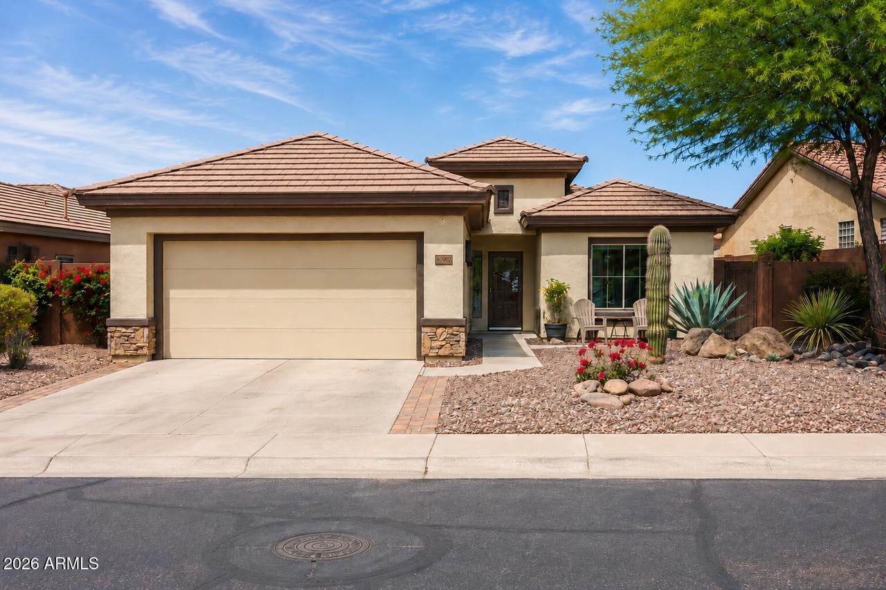 40902 Noble Hawk Way - Photo 1