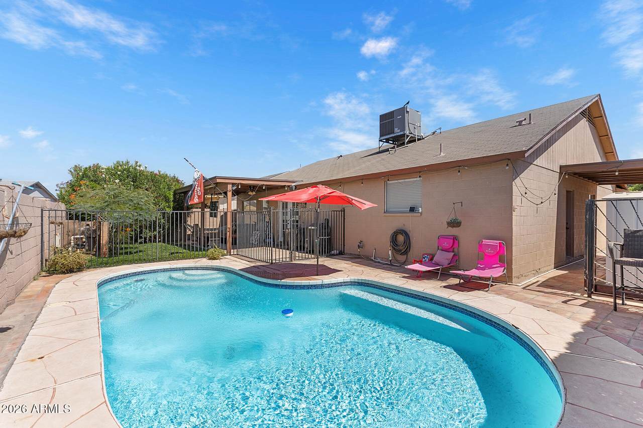 9002 Coronado Road - Photo 1