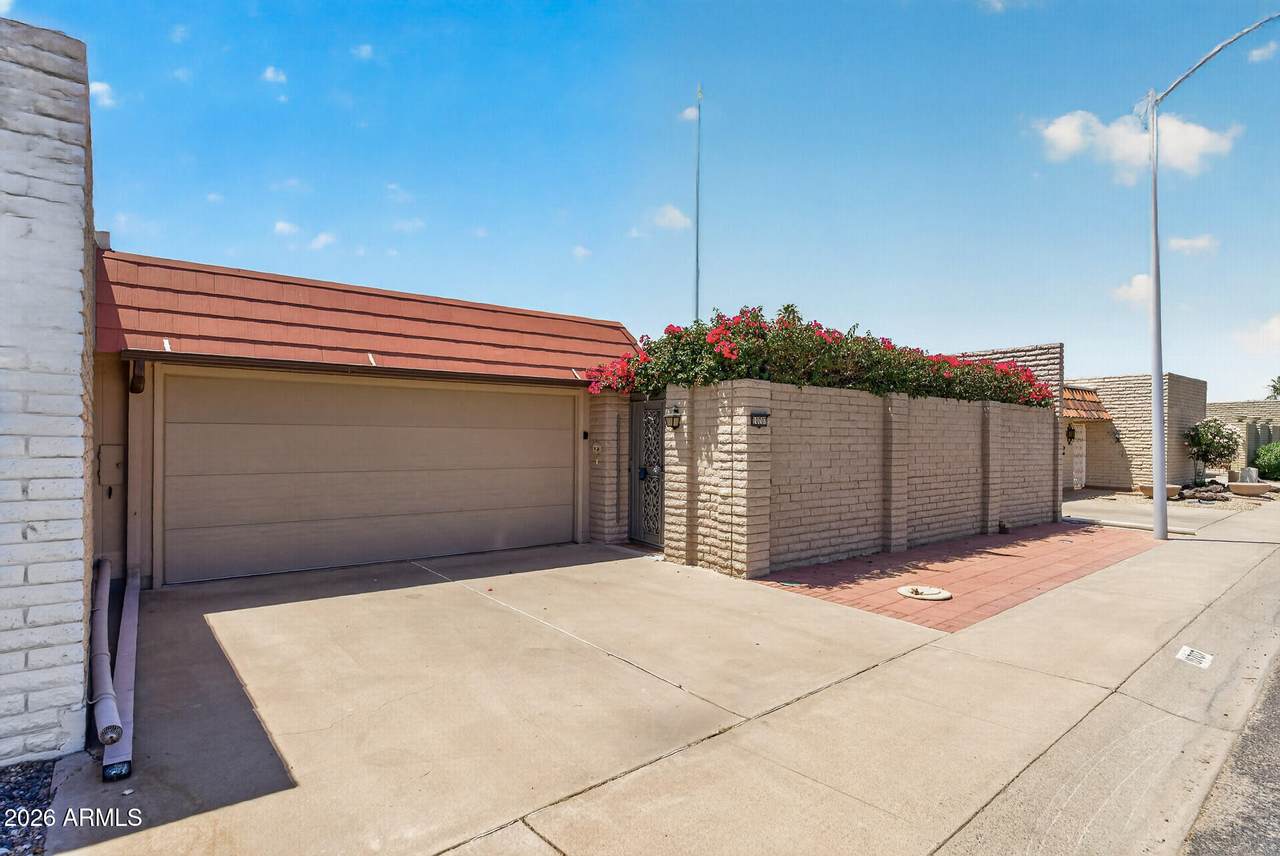 10707 Cameo Drive - Photo 1