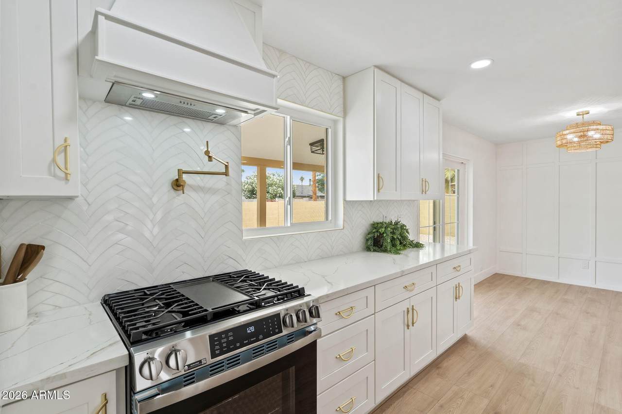 8314 Camelback Road - Photo 1