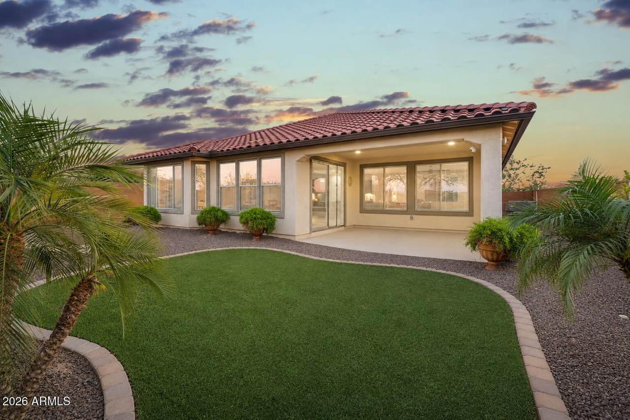 21375 260th Drive - Photo 1