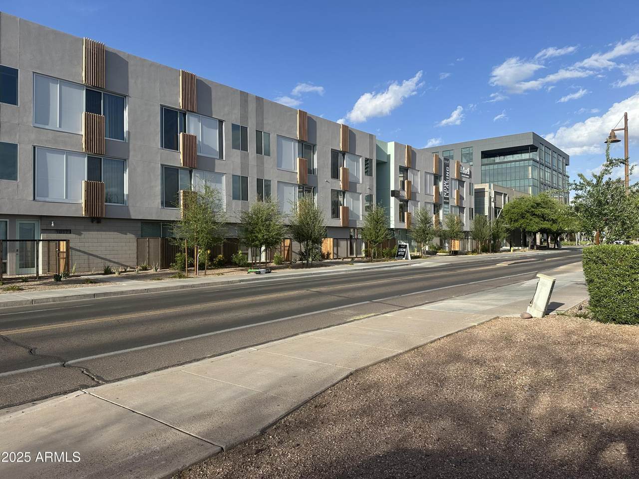421 5TH Street - Photo 1