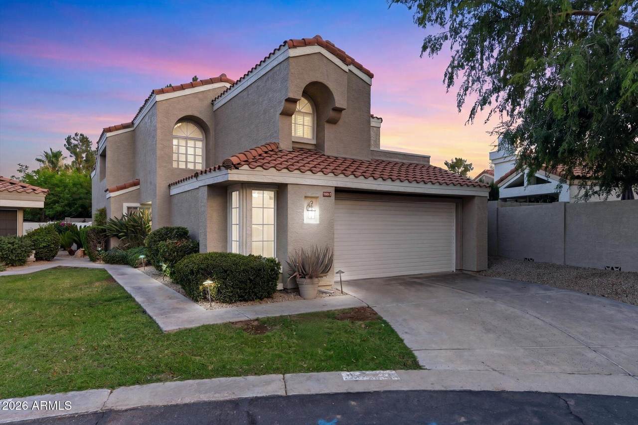 4021 Laurel Lane - Photo 1