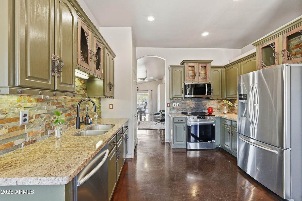 6610 Dixileta Drive - Photo 1