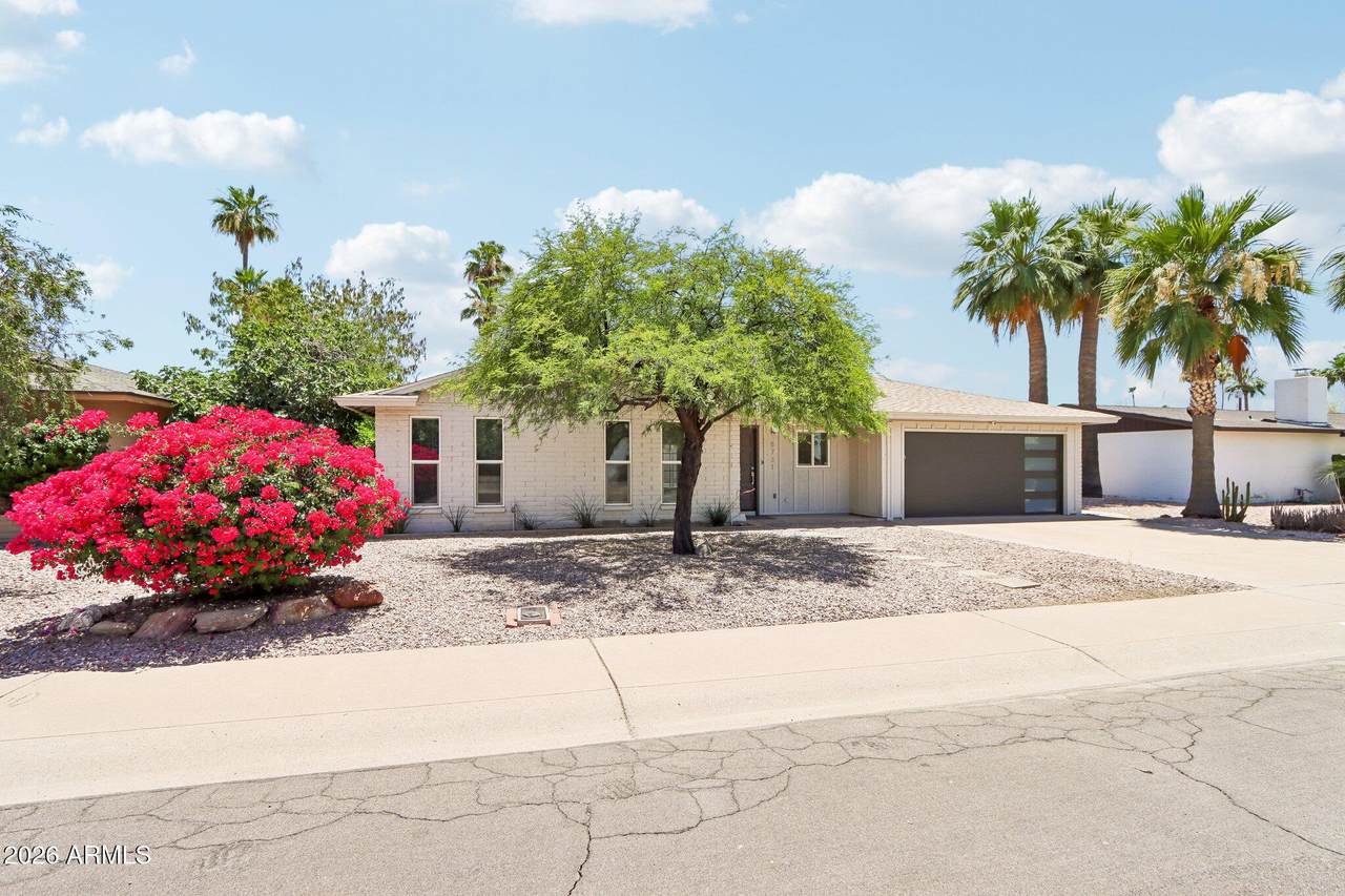 8731 Sandalwood Drive - Photo 1