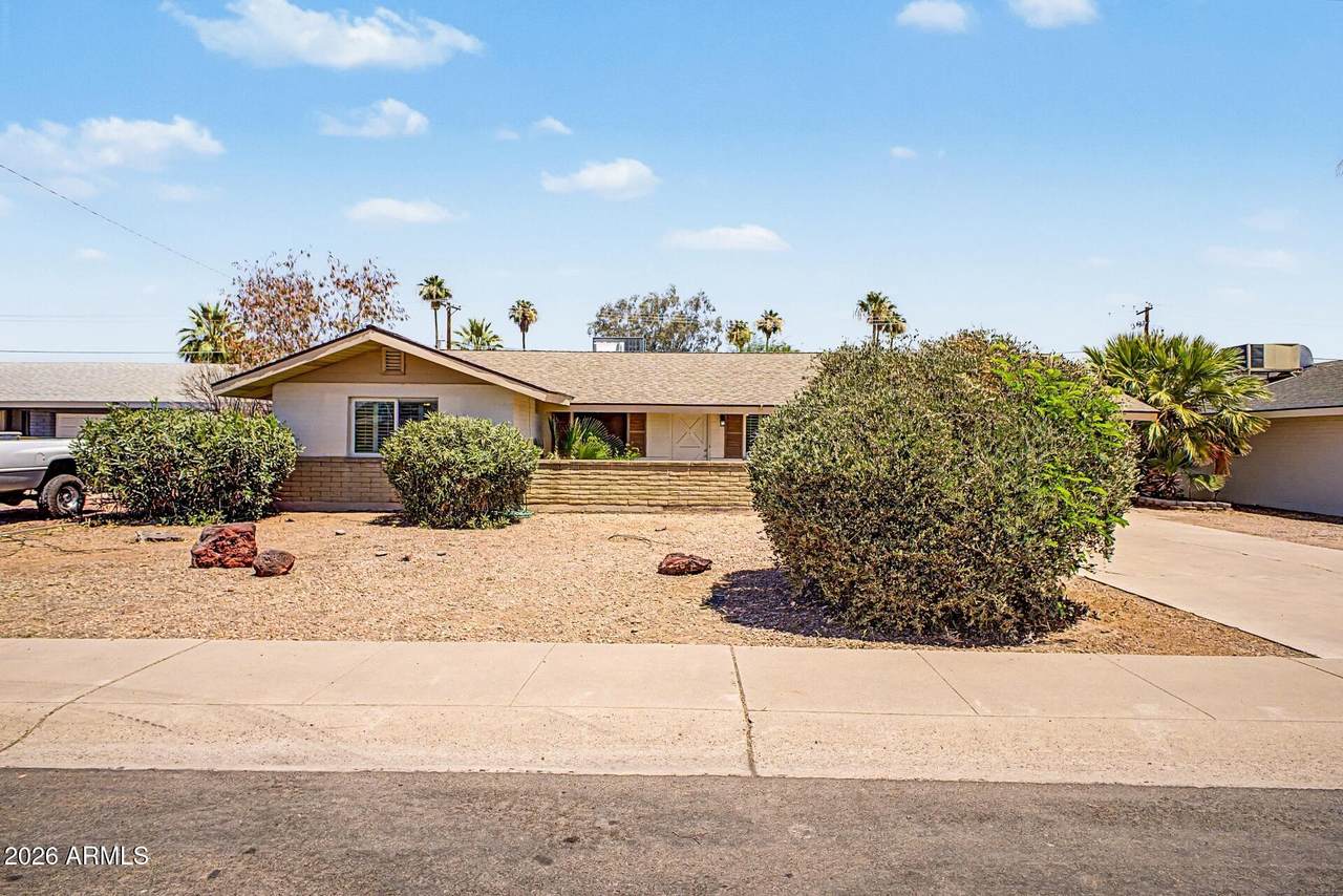 1000 Loyola Drive - Photo 1
