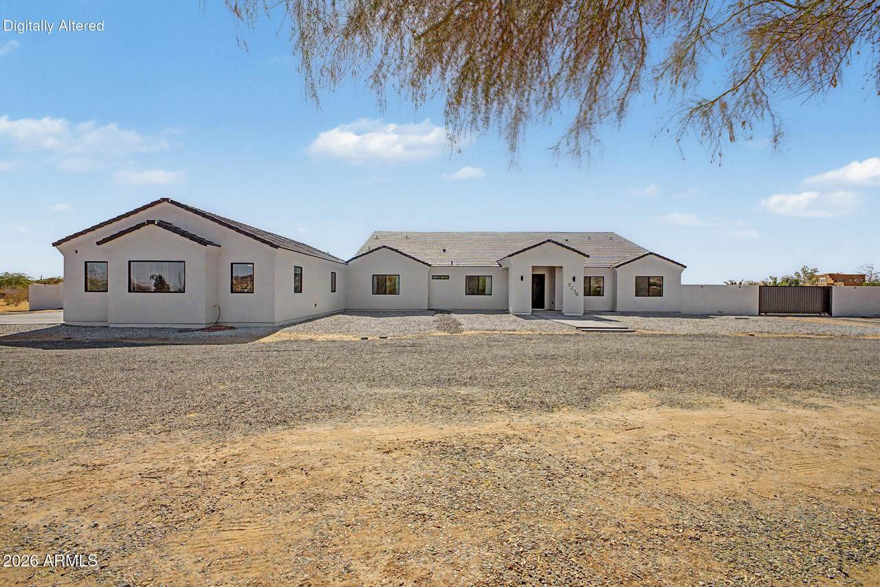 8236 Calle Hermosa Circle - Photo 1