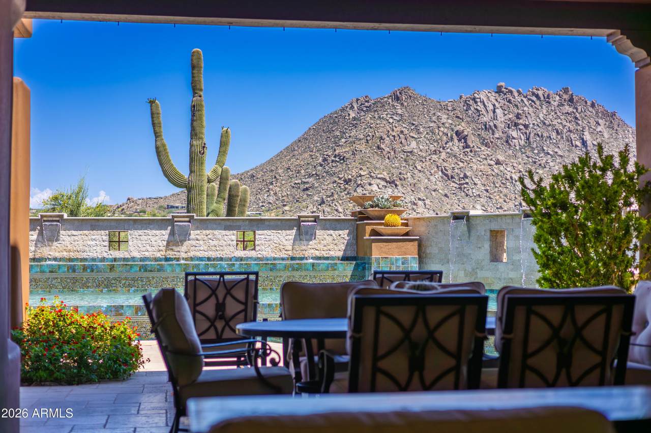 10585 Crescent Moon Drive - Photo 1