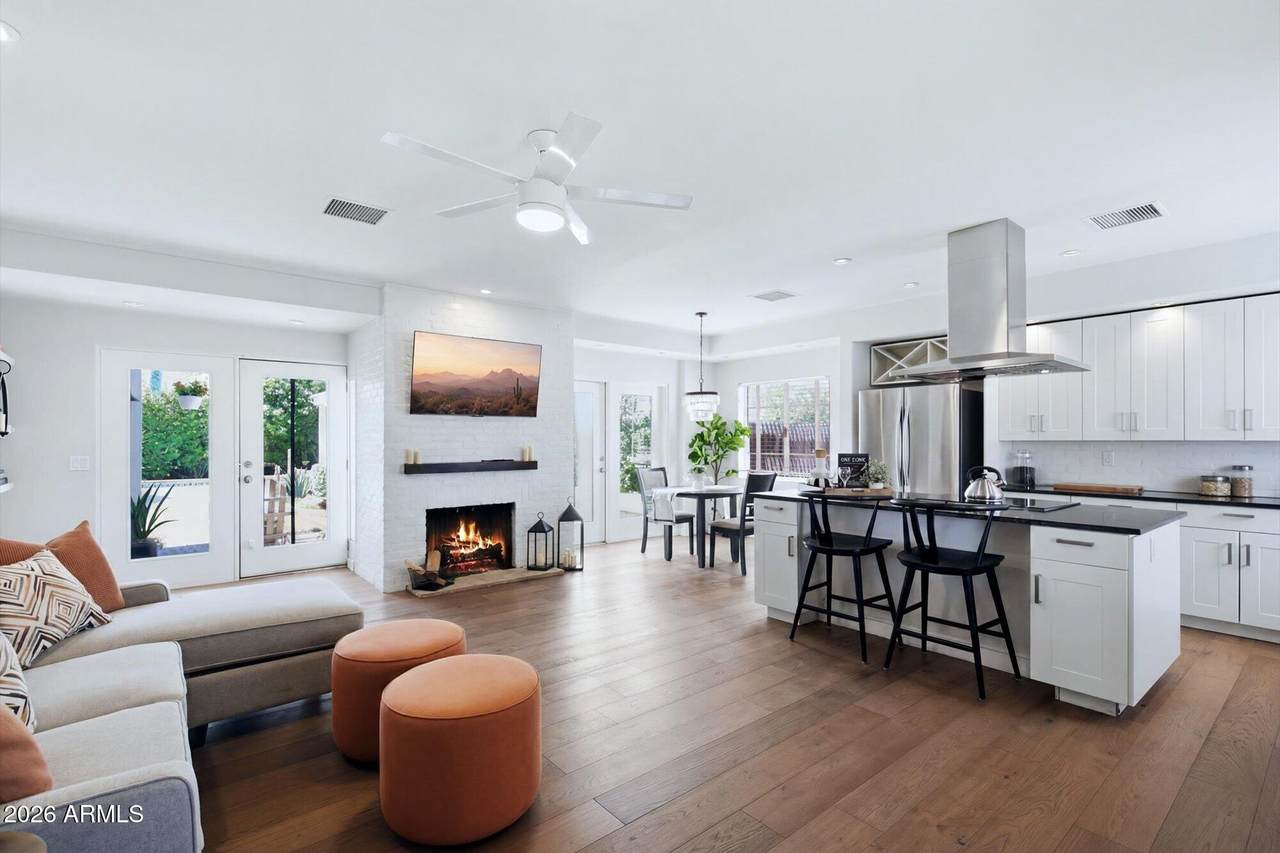 530 Vernon Avenue - Photo 1