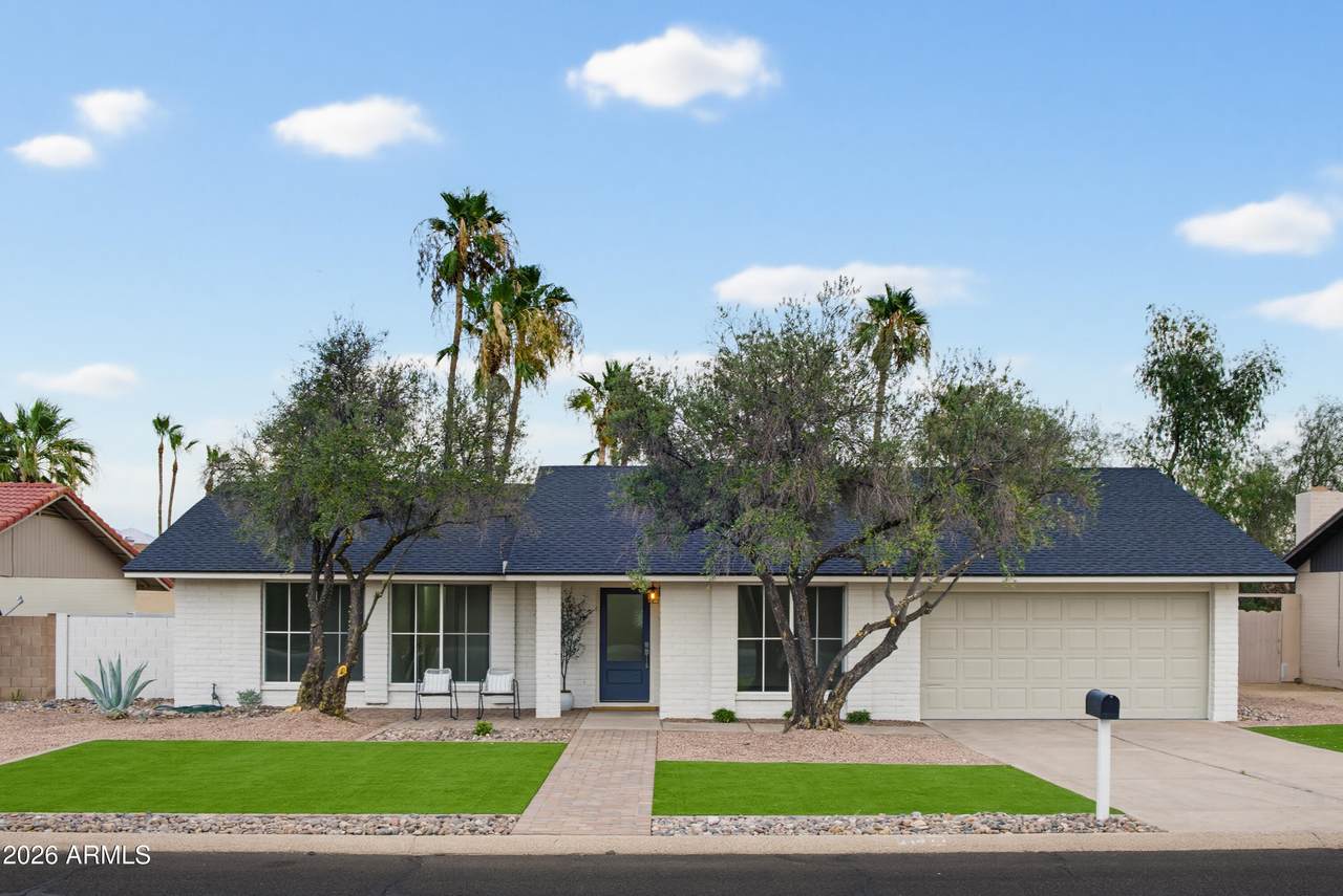 14047 Hampstead Drive - Photo 1