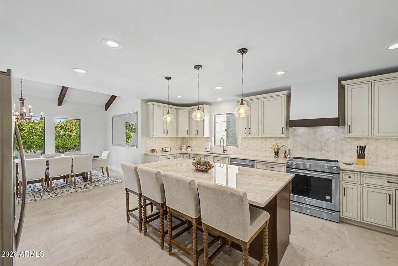 7368 San Miguel Avenue - Photo 1