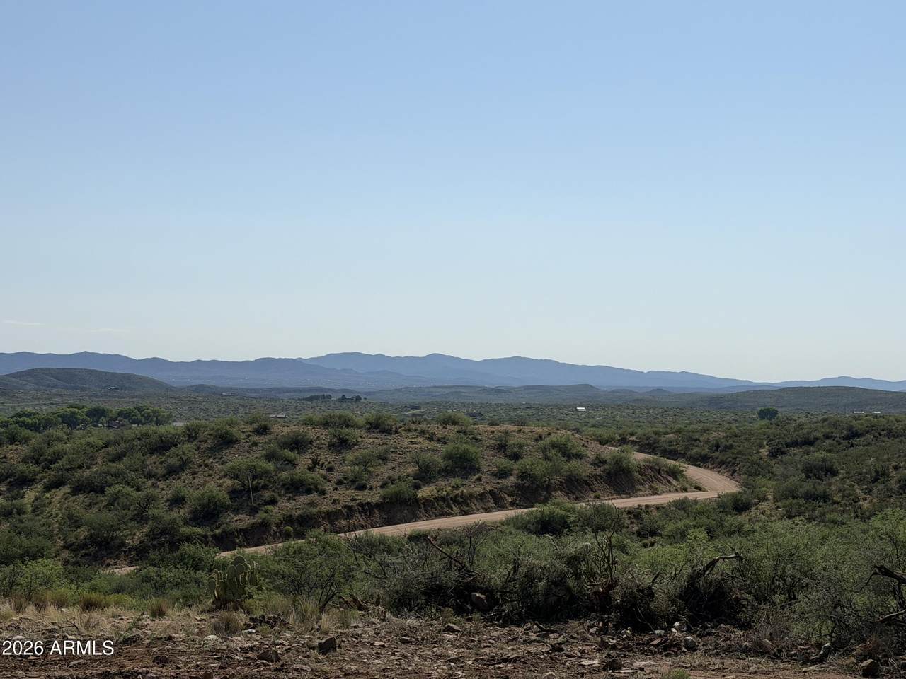 https://bt-photos.global.ssl.fastly.net/armls/1280_boomver_2_7046033-2.jpg