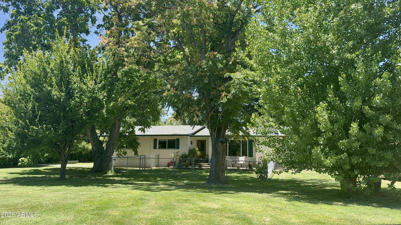 1460 Bates Road - Photo 1