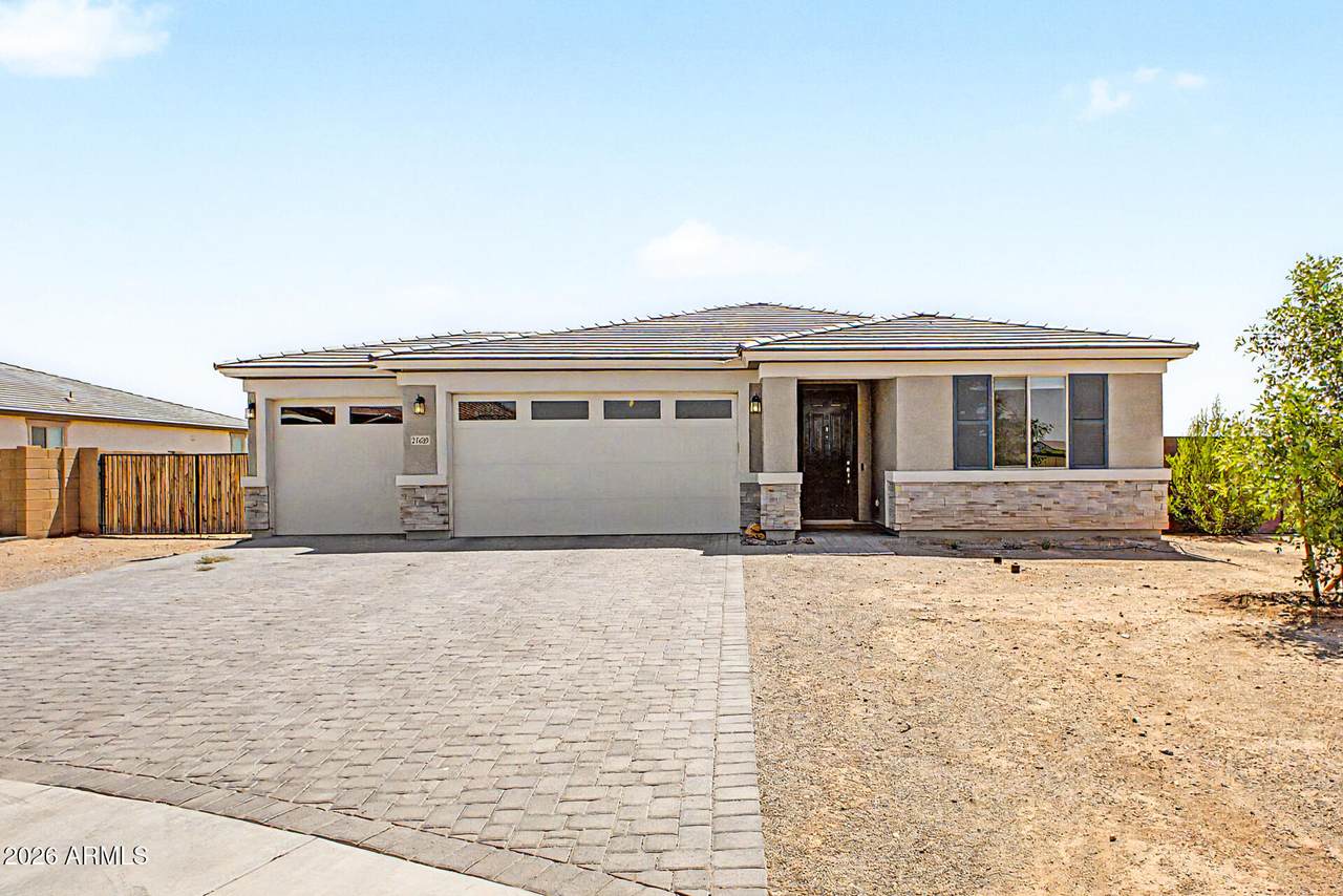 27629 Hibiscus Lane - Photo 1