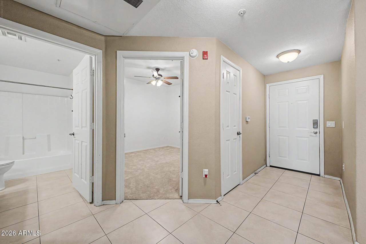 920 Devonshire Avenue - Photo 1