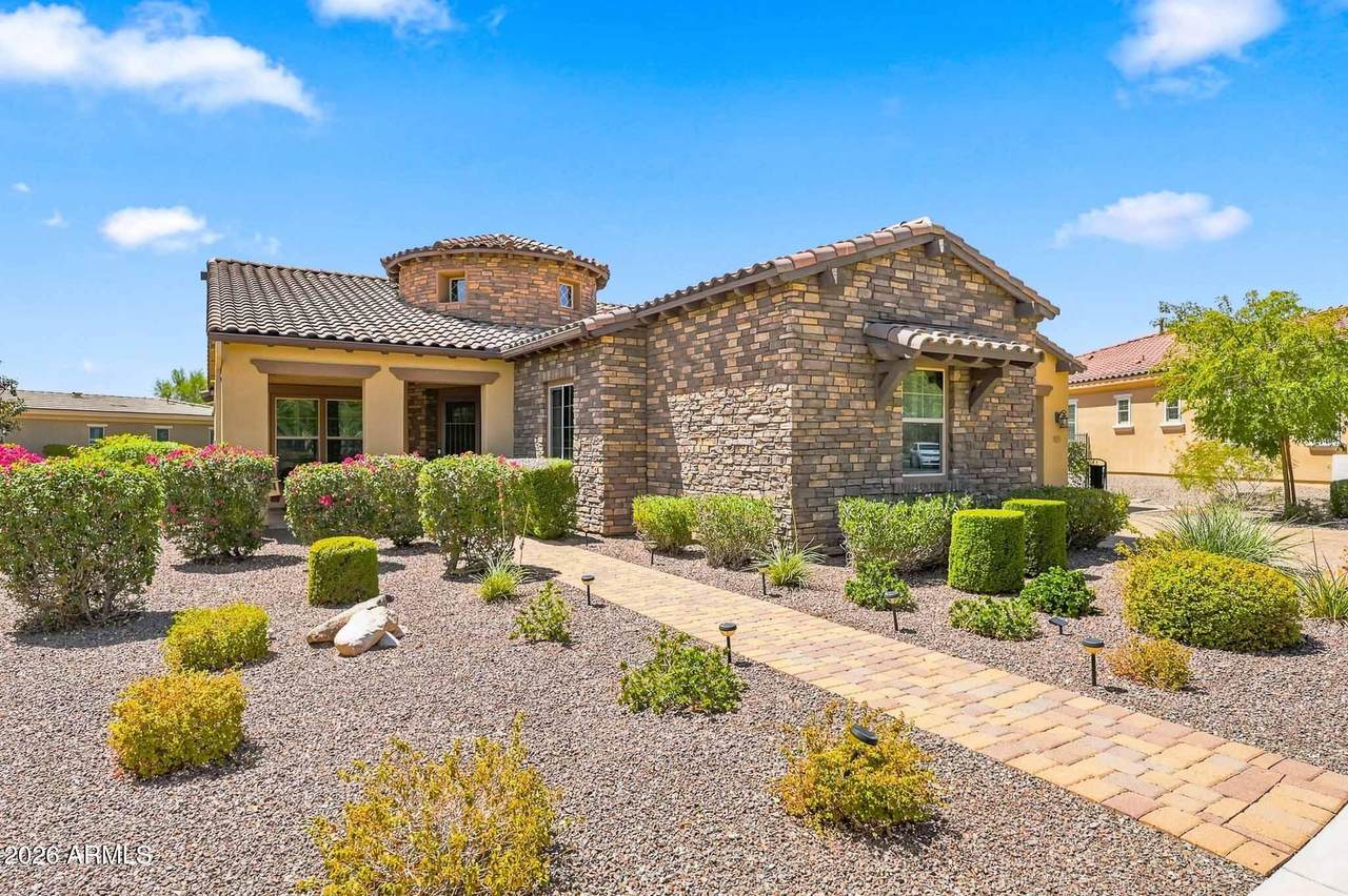 4858 Grandview Drive - Photo 1