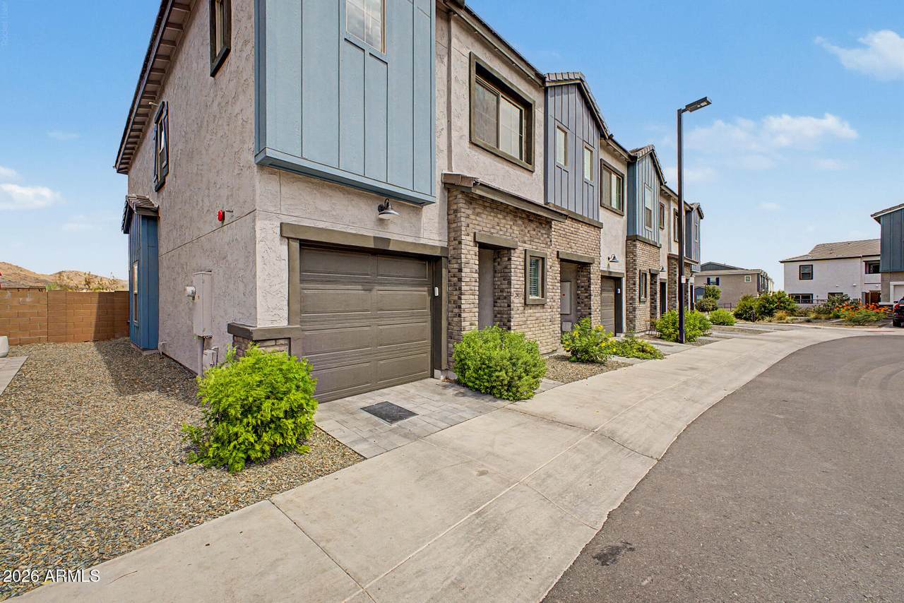 28033 28TH Avenue - Photo 1