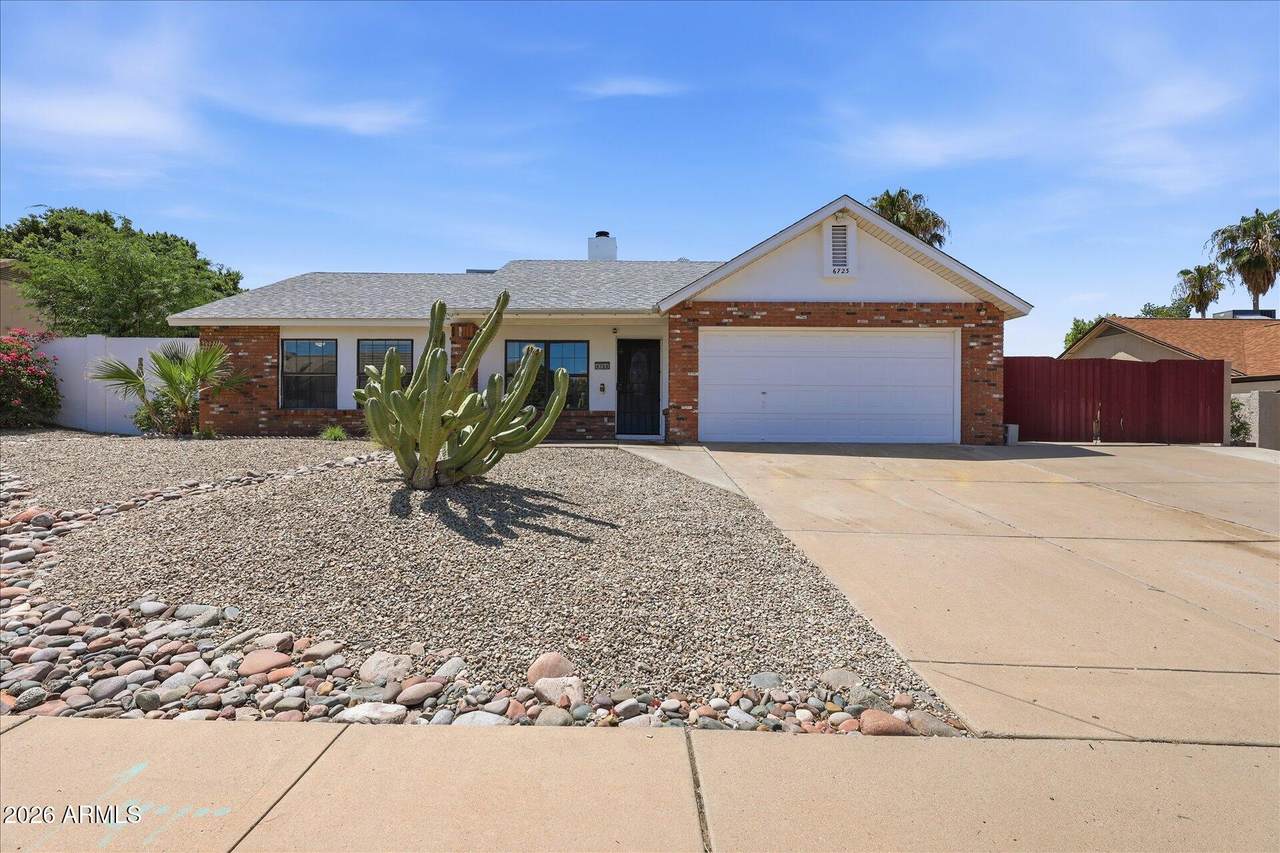 6723 Ivyglen Street - Photo 1