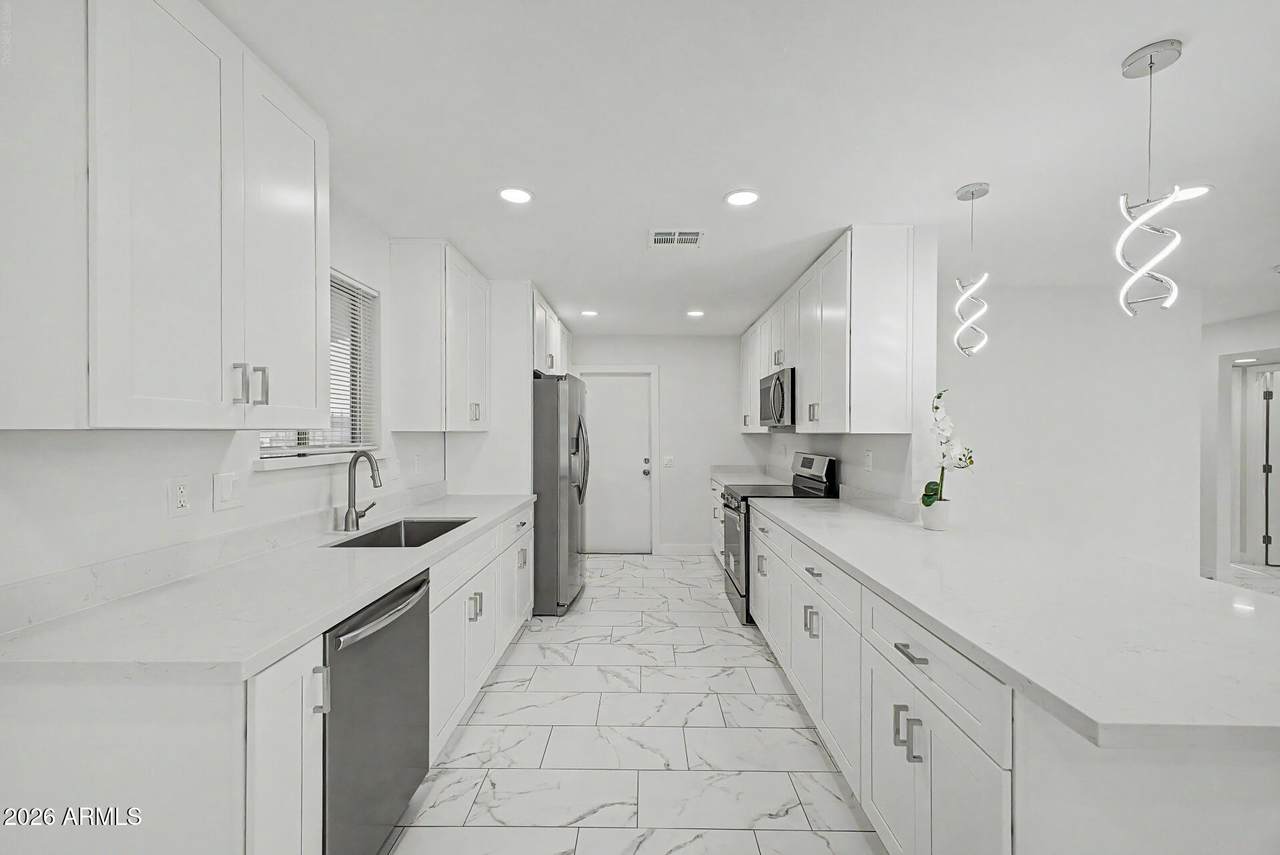 26621 Shumaker Drive - Photo 1